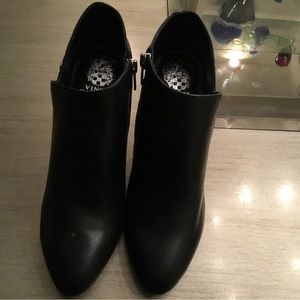 Vince Camuto Ankle Boots, size 9